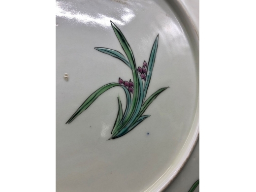 粉彩花鸟纹盘