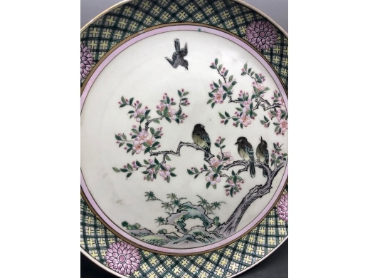 粉彩花鸟纹盘