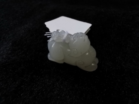 白玉瑞角兽