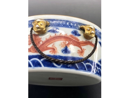 青花矾红云龙纹笔洗