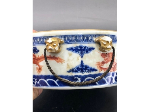 青花矾红云龙纹笔洗