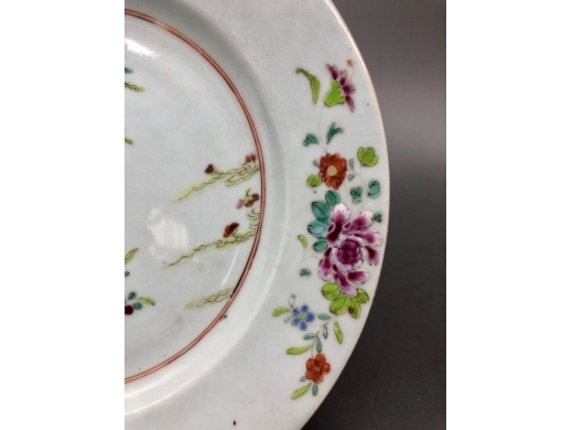 粉彩花卉折沿盘