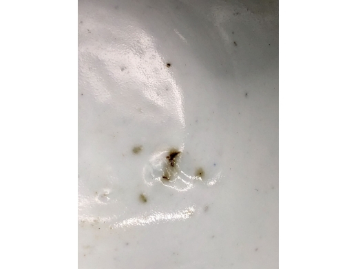 青花缠枝花茶盏