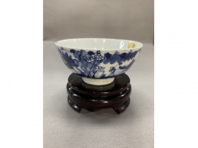 青花碗