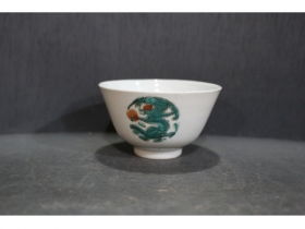 绿釉团龙纹茶盖杯