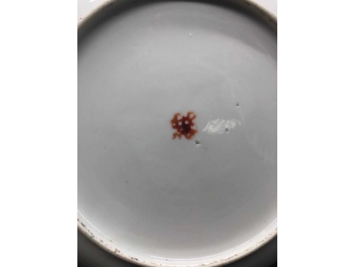 粉彩瓜瓞绵绵纹盘