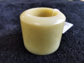 玉扳指