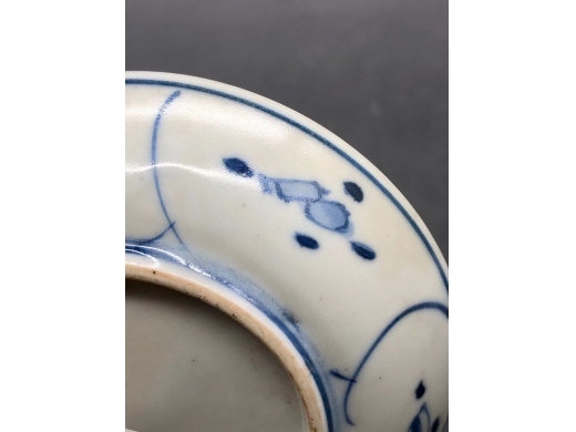 青花博古纹小碟