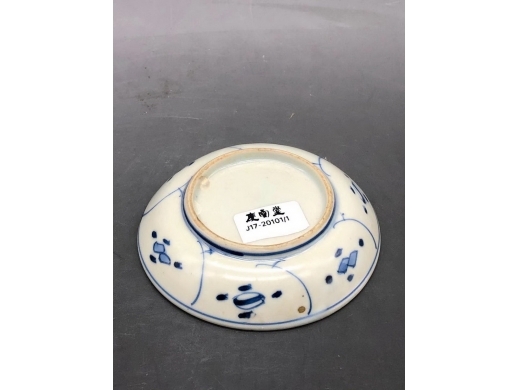 青花博古纹小碟