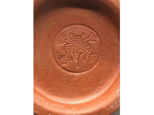 紫砂刻紫藤萝卜瓶