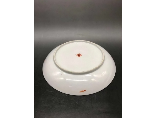 粉彩瓜瓞绵绵纹盘