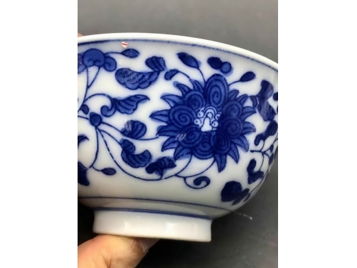 青花缠枝宝相花茶盏