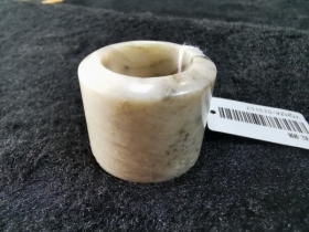 玉扳指