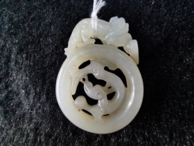 白玉螭虎佩