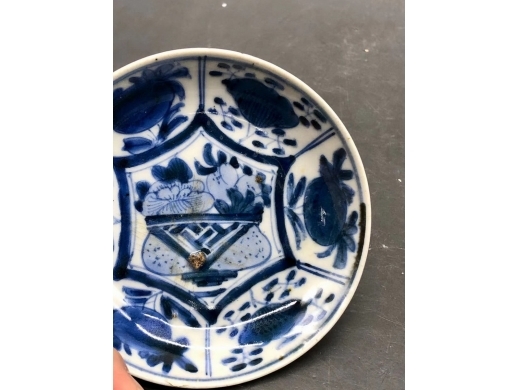 青花博古纹小碟