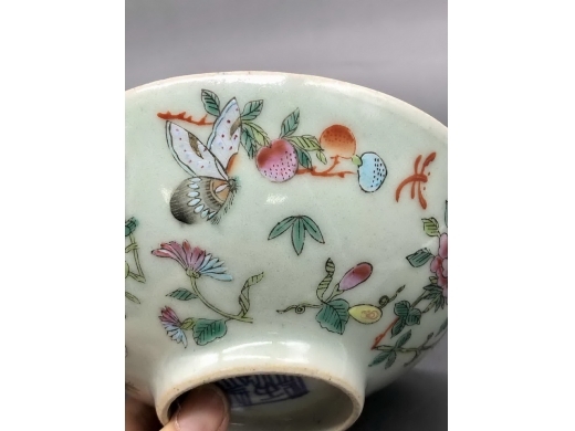 豆地广彩花鸟撇口碗
