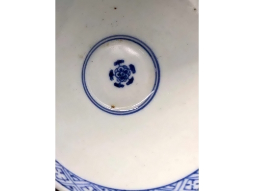青花花蝶璎珞纹斗笠茶盏