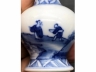 青花山水纹小花觚