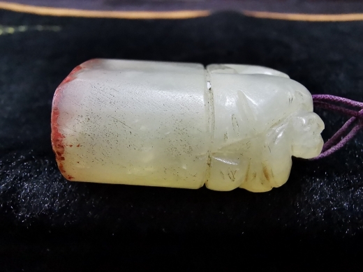 白玉兽钮印章