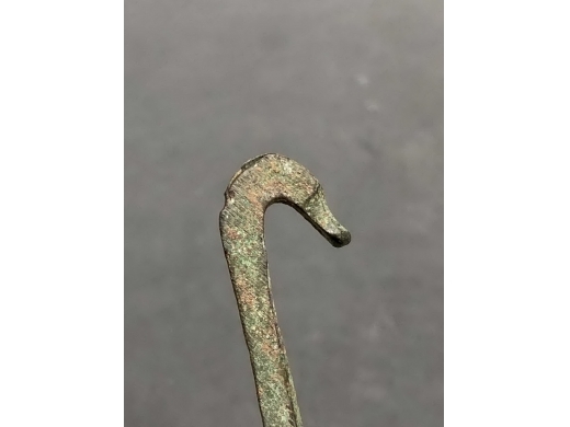 青铜龙头带钩