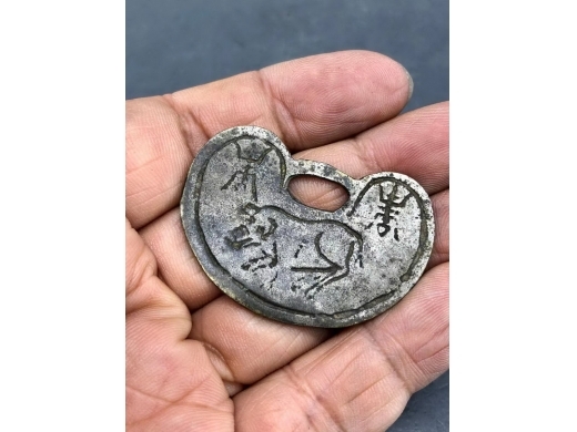铜锤起纹茶箕，铜镀锌锁片