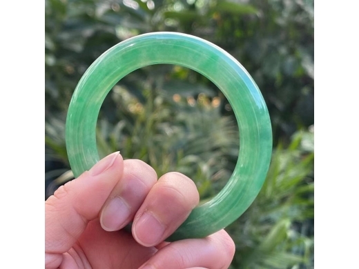 25号圆条满翠手镯