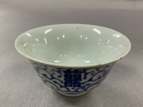 青花碗