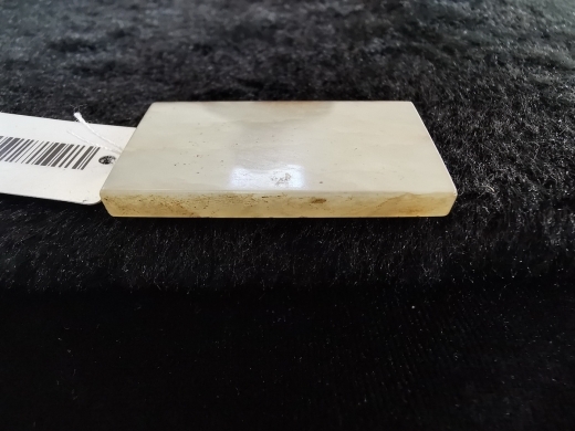 白玉帽正