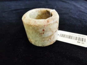 沁色扳指