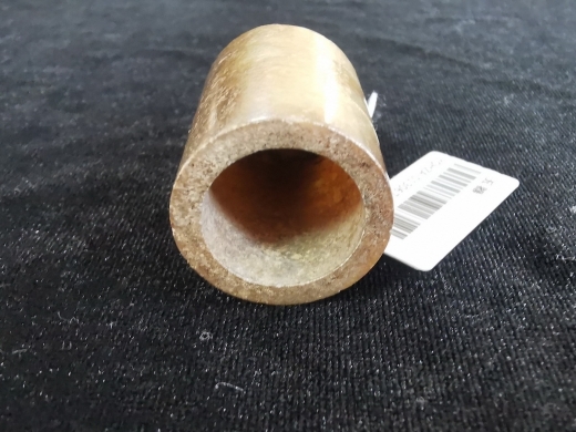 沁色玉管
