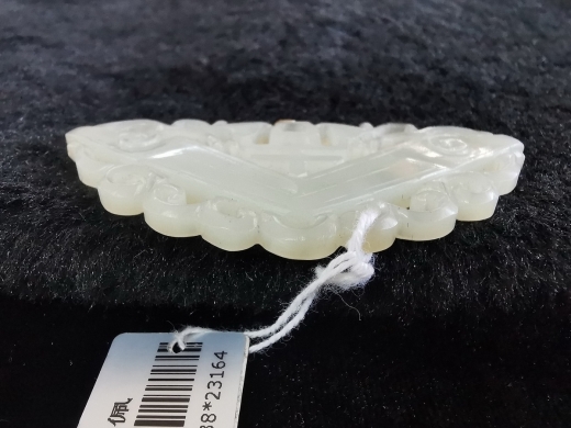 白玉吉庆佩