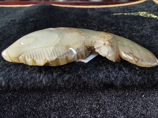 沁色鱼坠