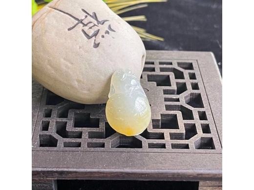 20号黄翡福寿如意