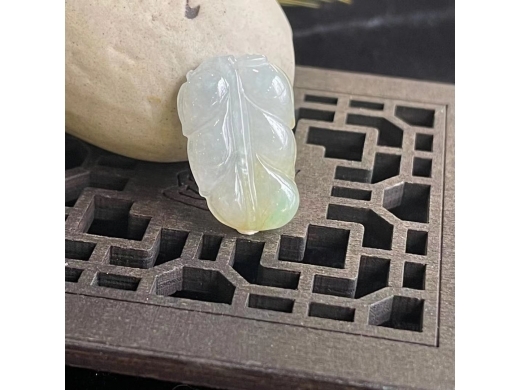 23号黄翡金枝玉叶