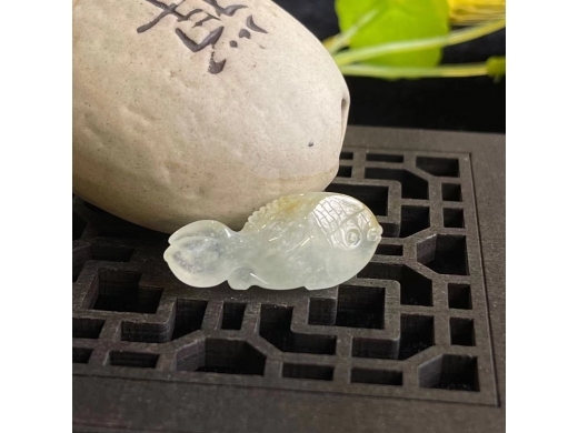 05号黄翡年年有余