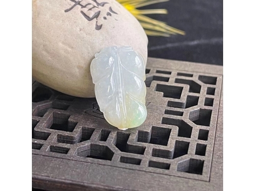 23号黄翡金枝玉叶