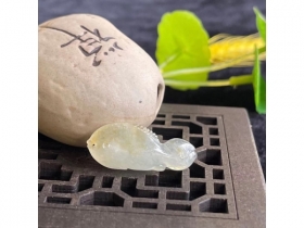 05号黄翡年年有余