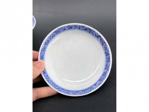 青花福寿纹盖碗
