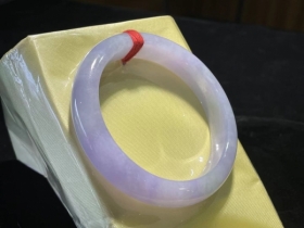 50号春带彩手镯
