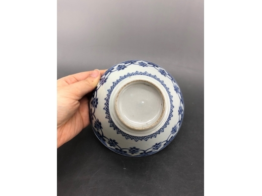 青花花蝶璎珞纹斗笠茶盏