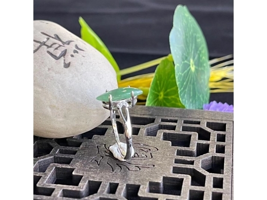 29银镶翠戒指