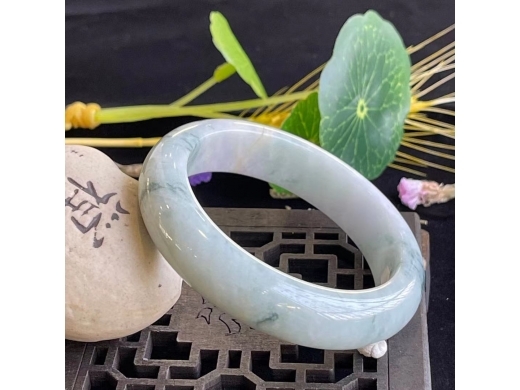 54飘花手镯