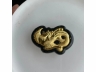 46墨翠千足金凤牌