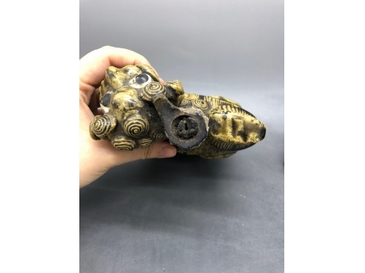 绿釉狮子烛台一对