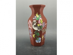 紫砂加彩花鸟纹六方瓶