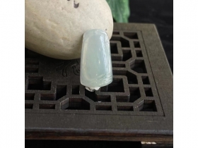 14冰种挂件