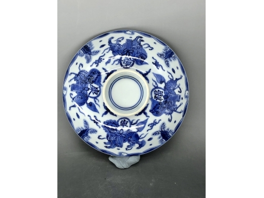 青花麒麟福寿康宁纹大盖碗