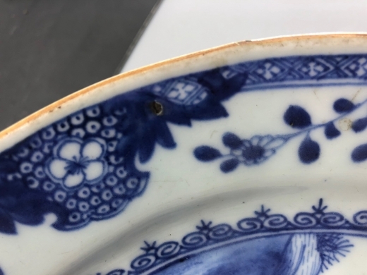 青花山水人物椭圆大盘