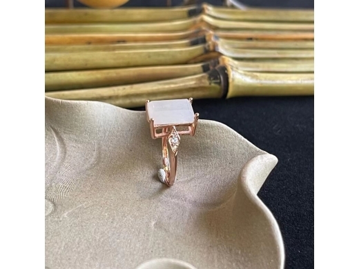 37翡翠戒指