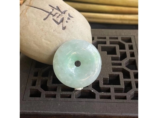 17紫春平安扣